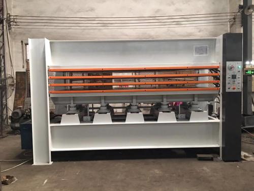 熱壓機1300X3200X3層X160噸